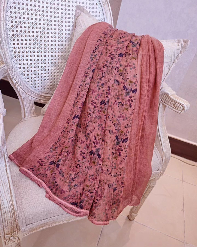 شال نخی نصف گلدار نصف ساده وارداتی
