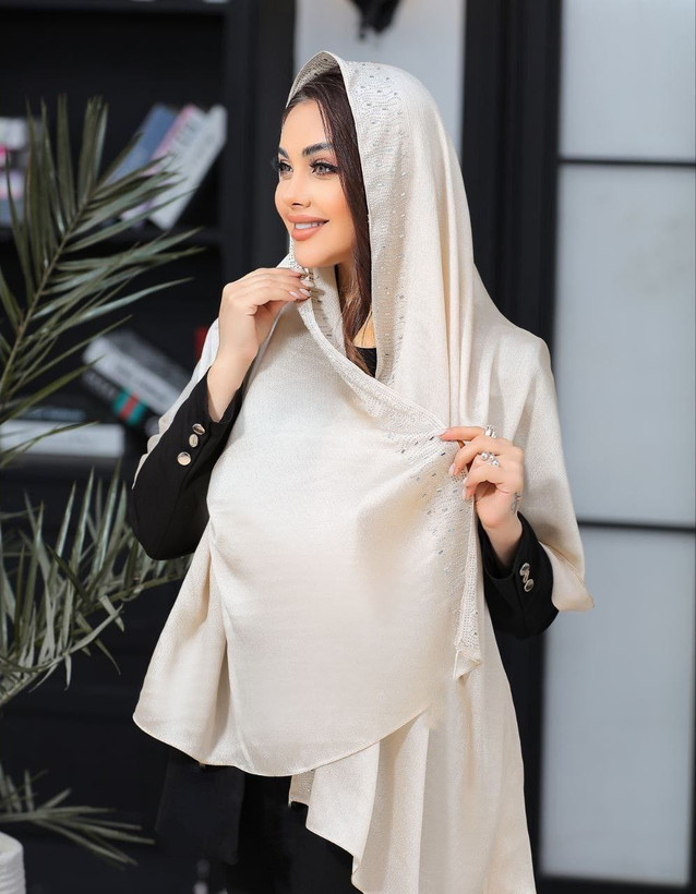 شال حریر تسلا دور نگین آینه ای