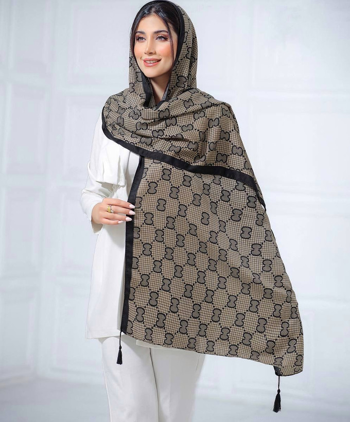 شال نخی منگوله دار گوچی