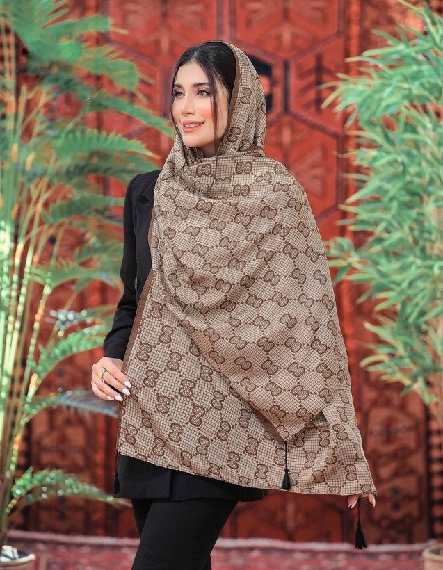 شال نخی منگوله دار گوچی
