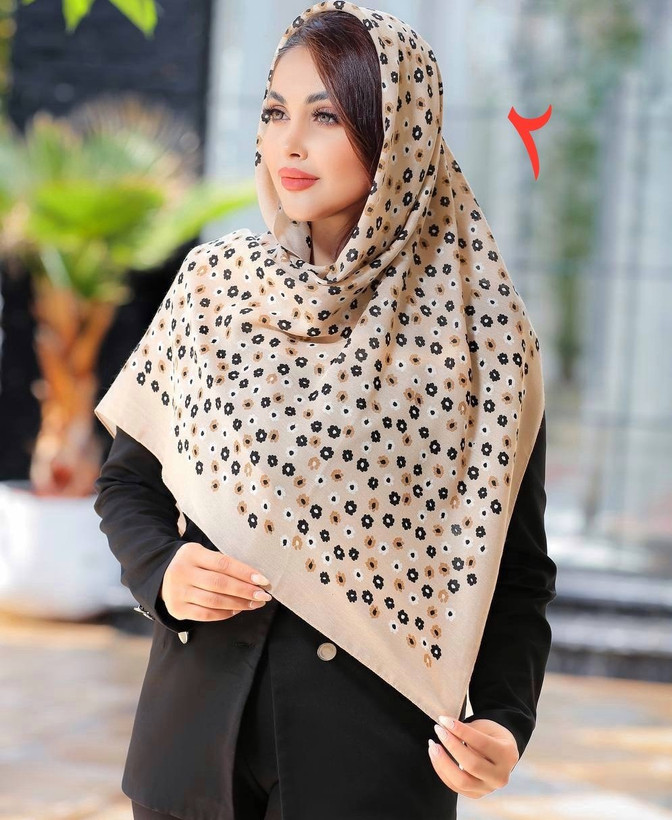 روسری نخی گلریز قواره ۱۰۰