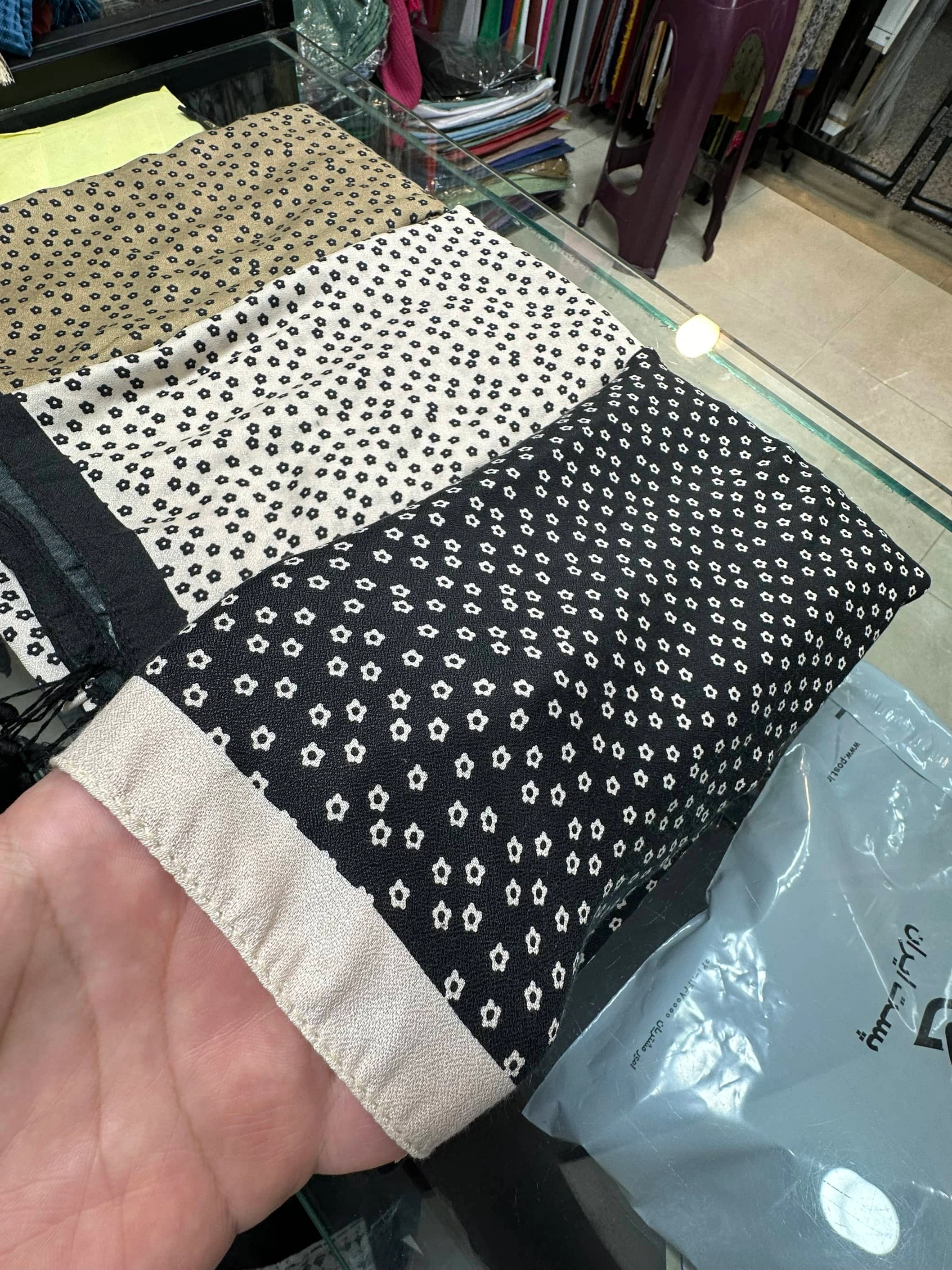 روسری نخی منگوله دار قواره ۱۴۰