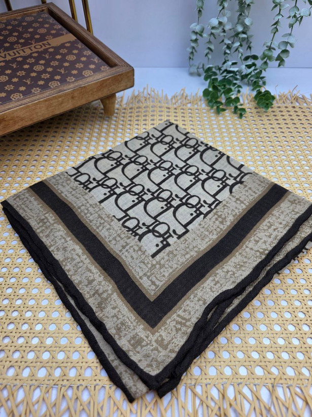 روسری نخی پاییزه دست دوز قواره ۱۲۰