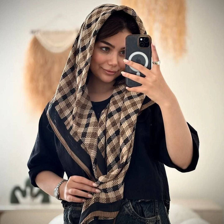 روسری نخی دست دوز قواره ۱۴۰ اعلا